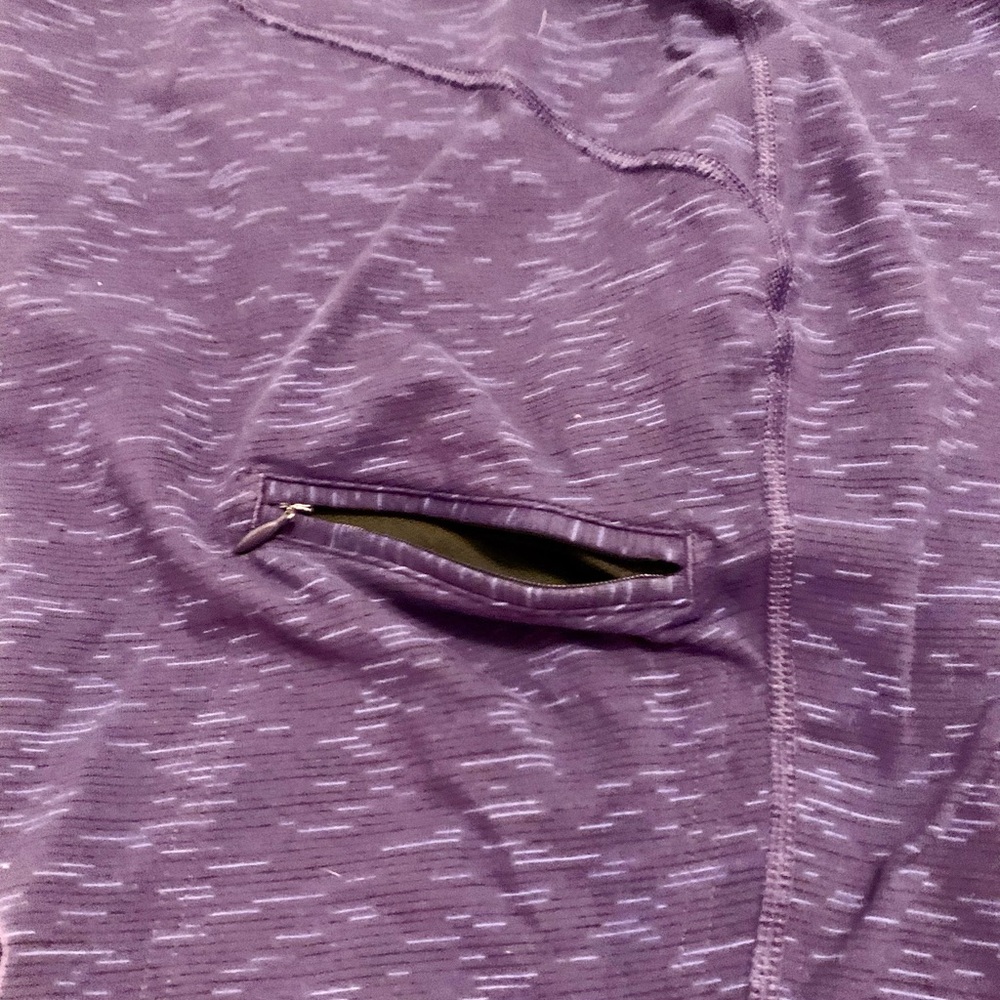 Duluth Trading Co Eggplant Purple Capri Yoga Pant Size Large - Picture 4 of 6